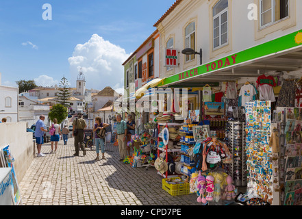 Shop in der Nähe der Altstadt Zentrum, Albufeira, Algarve, Portugal Stockfoto