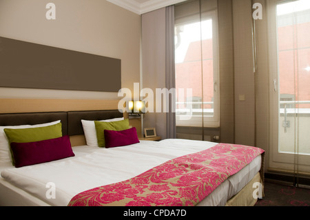 modernes Boutique-Luxus-Hotelzimmer Berlin Deutschland Stockfoto
