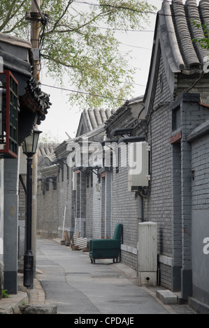 Ein Sessel in einem Hutong in Peking Stockfoto