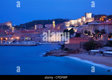 Blick auf die Altstadt Stadt in den frühen Morgenstunden, UNESCO-Weltkulturerbe, Dubrovnik, Kroatien, Europa Stockfoto