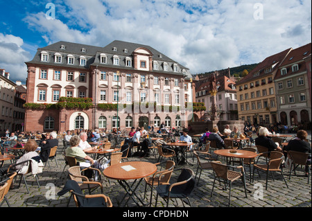 Der Marktplatz (Marktplatz) und Rathaus, Altstadt, Heidelberg, Baden-Württemberg, Deutschland, Europa Stockfoto