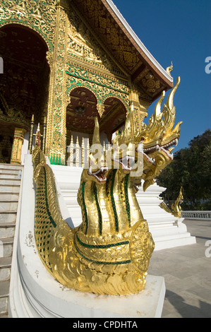 Naga-Köpfe, Wat Sen, Luang Prabang, Laos, Indochina, Südostasien, Asien Stockfoto