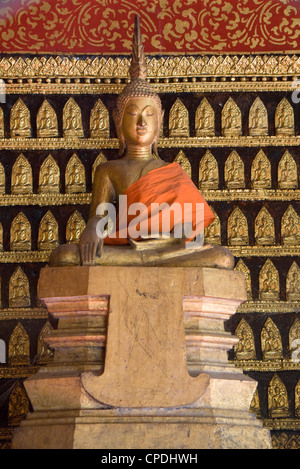 Reclining Buddha-Schrein (Rote Kapelle), Wat Xieng Thong, Luang Prabang, Laos, Indochina, Südostasien, Asien Stockfoto