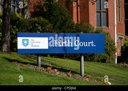 Universität von Sheffield unterzeichnen vor Firth Gerichtsgebäude Sheffield City South Yorkshire England Stockfoto