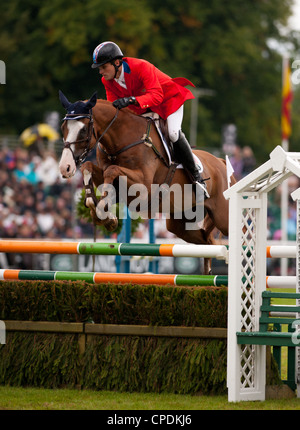 Boyd Martin und Neville Bardos - der letzte Tag der Land Rover Burghley Horse Trials 2011. 09.01.2011. Stamford England Stockfoto