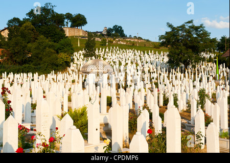 Kovaci Soldatenfriedhof, Alija Izetbegovic, Sarajevo, Bosnien und Herzegowina Stockfoto