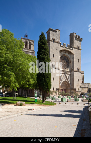 Die Fassade der Kathedrale von Beziers, Beziers, Languedoc-Roussillon, Frankreich, Europa Stockfoto