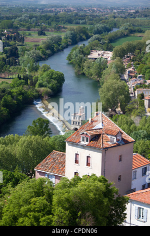 Blick auf den Fluss Orb von der Spitze der Kathedrale von Beziers, Beziers, Languedoc-Roussillon, Frankreich, Europa Stockfoto