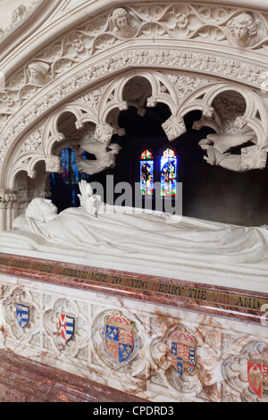 Das Grab von Katherine Parr (1512-1548) in Sudeley Castle Chapel in der Nähe von Cotswold Stadt von Winchcombe, Gloucestershire. Stockfoto