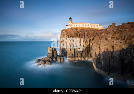 Landschaftlich Point Leuchtturm, Isle Of Skye, Schottland, UK Stockfoto