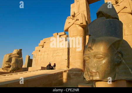 Ramesseum Tempel, westlichen Ufer des Fluss Nil, Theben, UNESCO World Heritage Site, Ägypten, Nordafrika, Afrika Stockfoto