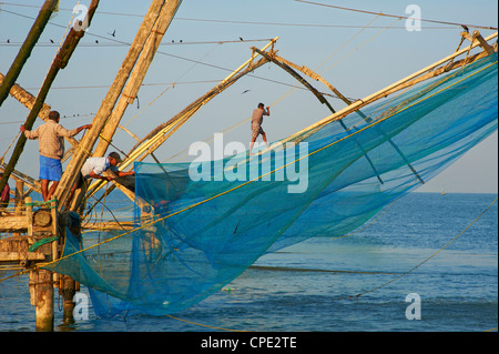 Chinesische Fischernetze, Cochin, Kerala, Indien, Asien Stockfoto