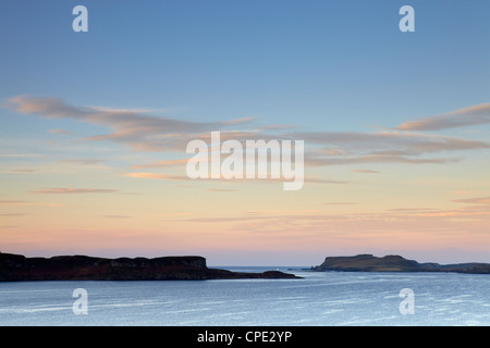 Morgen-Farben mit Blick über Loch Highland, Isle Of Skye, innere Hebriden, Schottland Stockfoto