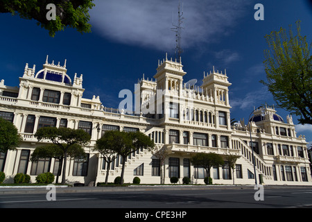 La Terraza Gebäude im Jardin de Mendez Nunez, La Coruña, Spanien Stockfoto