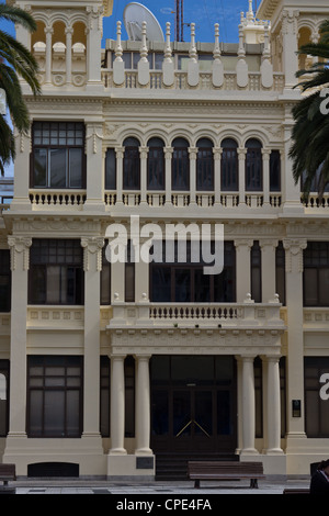 La Terraza Gebäude im Jardin de Mendez Nunez, La Coruña, Spanien Stockfoto