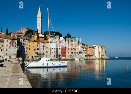 Altstadt und St. Euphemia Kirche, Rovinj, Istrien, Kroatien, Adria, Europa Stockfoto