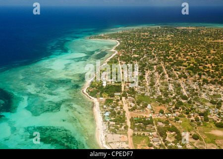 Luftaufnahme von Pemba im Norden Mosambiks. Stockfoto
