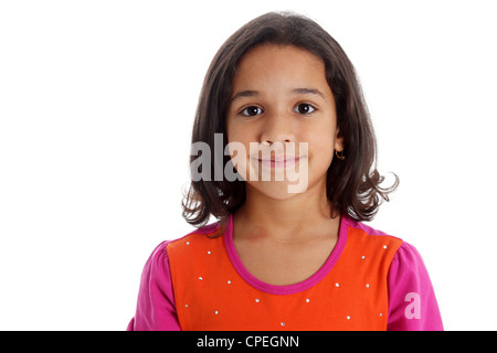 Junge Mädchen posiert vor einem weißen Hintergrund Stockfoto