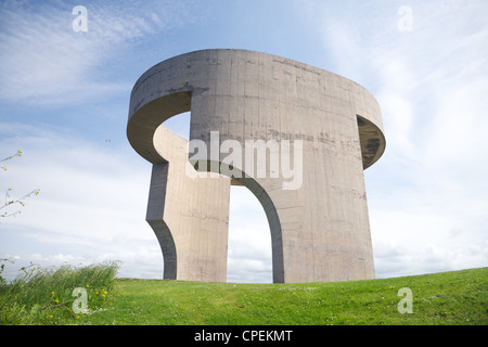 Laudatio auf den Horizont von Eduardo Chillida öffentliches Denkmal in Gijon Stadt Asturien Spanien Stockfoto