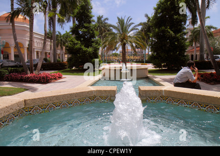 Boca Raton Florida, Palm Beach County, Mizner Park, Plaza Real, gehoben, Shopping Shopper Shopper Shopper Shops Markt Märkte Marktplatz Kauf Verkauf, ret Stockfoto