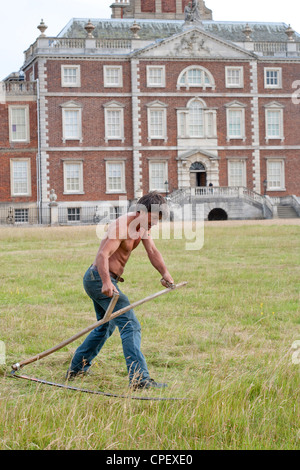 Simon Damant ist eines der Immobilien Manager in Wimpole Hall und Home Farm. Stockfoto