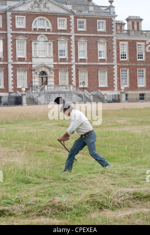 Simon Damant ist eines der Immobilien Manager in Wimpole Hall und Home Farm. Stockfoto