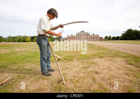 Simon Damant ist eines der Immobilien Manager in Wimpole Hall und Home Farm. Stockfoto