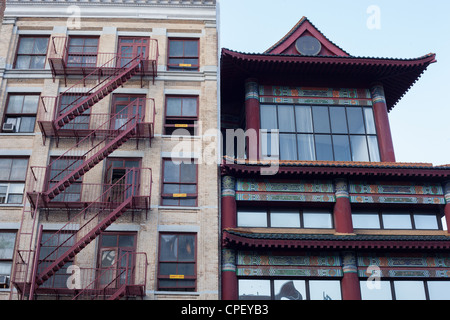 Gebäude in Chinatown New York City Stockfoto