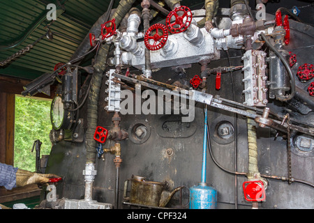 Cockpit der 1917 Baldwin 'Pershing' 2-8-0 Dampflokomotive 300, 'Consolidation Class' bei 'Texas State Railroad', Rusk, Texas. Stockfoto