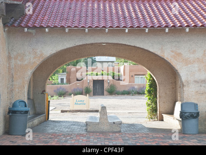Amtrack dient immer noch die kleine Stadt von Lamy, New Mexico, etwas außerhalb von Santa Fe. Stockfoto