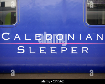 Close-up Seitenansicht eines Schlittens Caledonian Sleeper trainieren Stockfoto