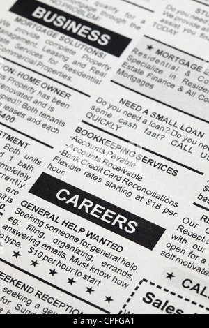 Gefälschte Kleinanzeige, Zeitung, Business-Konzept. Stockfoto