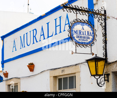 Traditionelles Restaurant in der Binnenschifffahrt Stadt Loulé, Algarve, Portugal Stockfoto