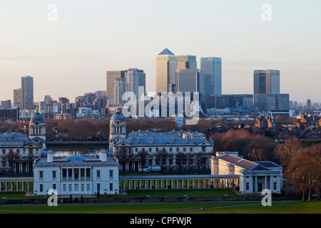 England, London, Greenwich, Blick auf die Docklands vom Greenwich Park Stockfoto
