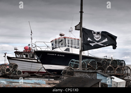 Angelboot/Fischerboot am Strand in Deal Kent UK Stockfoto