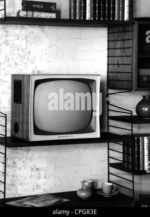 Rundfunk, Fernsehen, Grundig Fernsehgerät 'Zauberspiegel 143', 1959, Zusatzrechte-Clearences-nicht vorhanden Stockfoto