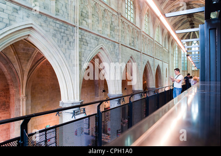 "Selexyz Dominicanen" Buchhandlung im Inneren der Kirche "Dominicanenkerk", Maastricht, Limburg, Niederlande, Europa. Stockfoto