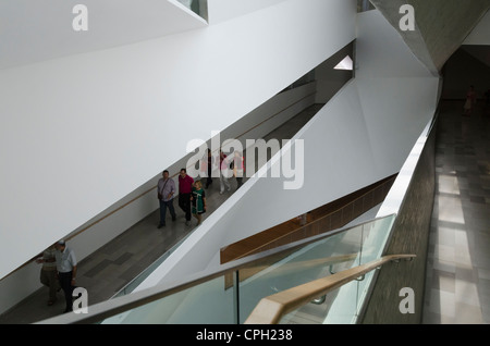 Das Interieur des neuen Flügels des Tel Aviv Museum of Art am 8. Mai 2012 in Tel Aviv, Israel. Stockfoto