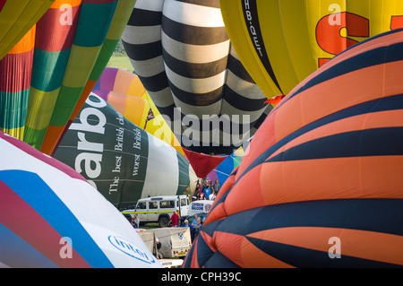 Luftballons werden aufgeblasen an der Bristol International Ballon Festival 2007 Bristol England UK Stockfoto