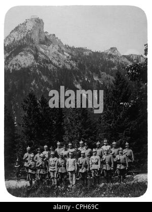 Militär, Deutschland, Infanterie, deutsche und österreichische Soldaten posieren für ein Gruppenbild in den Bergen, um 1914, Zusatzrechte-Clearences-nicht vorhanden Stockfoto