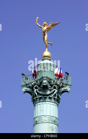 Juli-Spalte in der Place De La Bastille, Paris Stockfoto