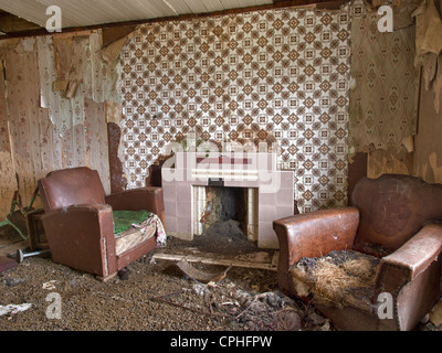 Wohnzimmer der verlassenen Croft House, Isle of Harris, Schottland Stockfoto