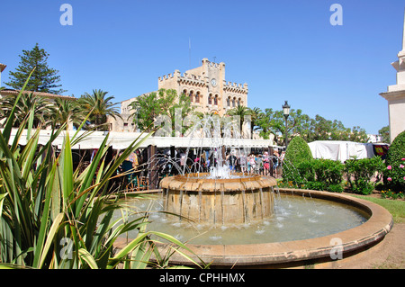 Samstagsmarkt, Plaça Des Born, Ciutadella de Menorca, Menorca, Balearen, Spanien Stockfoto