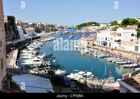 Hafen von Ciudadella, Ciutadella de Menorca, Menorca, Balearen, Spanien Stockfoto