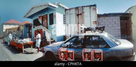Basseterre, St. Kitts Straßenszene Wahl Auto mit Lautsprecher Stockfoto