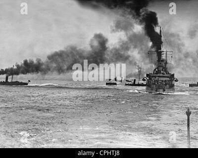 Torpedoboot Angriff während eines Manövers der deutschen Marine, 1907 Stockfoto