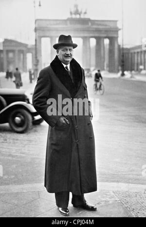 Pierre Etienne Flandin in Berlin, 1937 Stockfoto