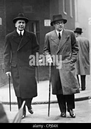 Leopold von Hoesch und Fürst Otto von Bismarck in London, 1936 Stockfoto