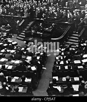 Theobald Bethmann Hollweg spricht im Reichstag, 1916 Stockfoto