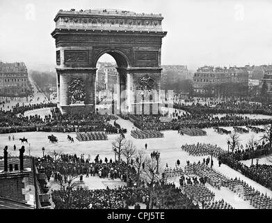 Zeremonie am Tag des Waffenstillstands am Arc de Triomphe in Paris, 1931 Stockfoto